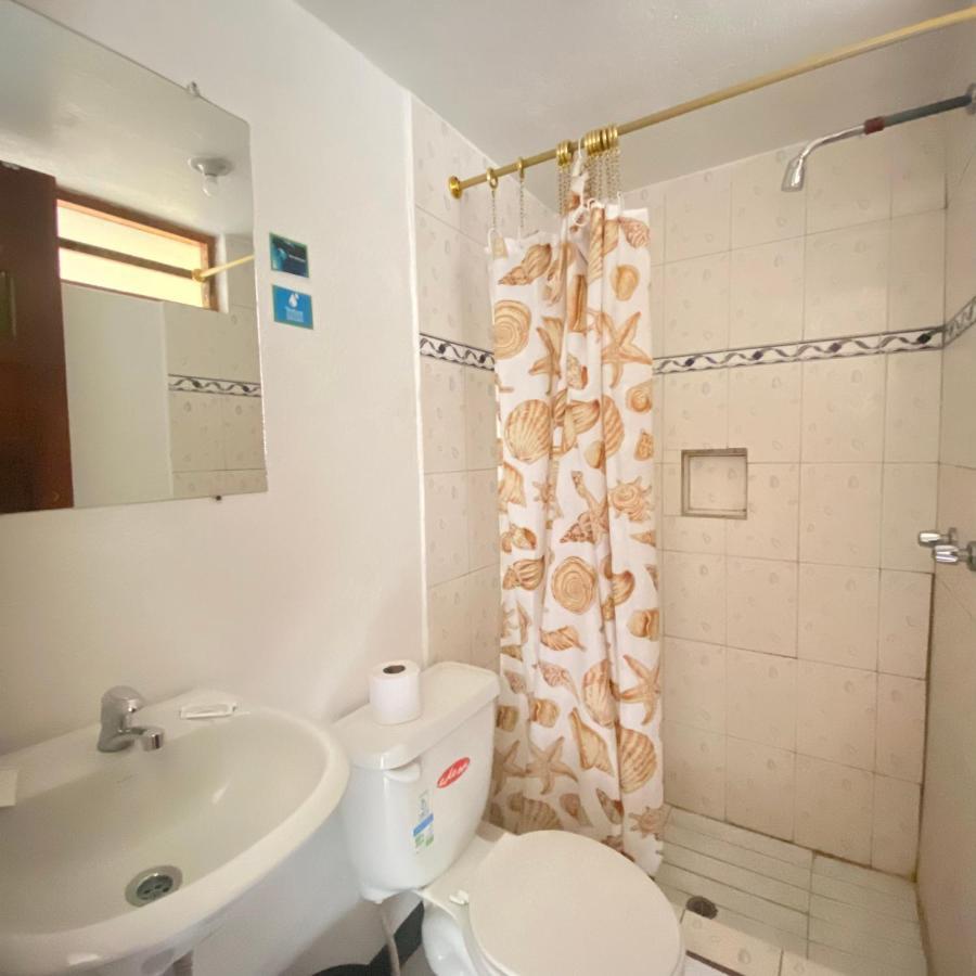 Hostal Chasqui Отавало Екстериор снимка