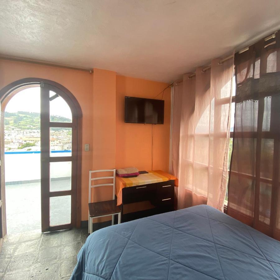 Hostal Chasqui Отавало Екстериор снимка