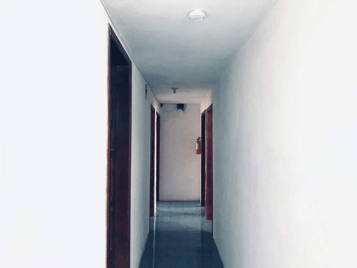 Hostal Chasqui Отавало Екстериор снимка